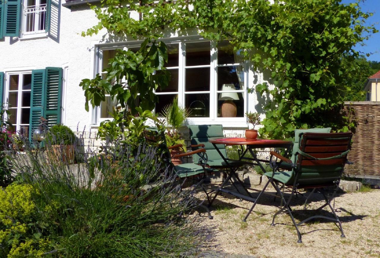 Bed And Breakfast Unter Den Linden Nördlingen Exteriör bild